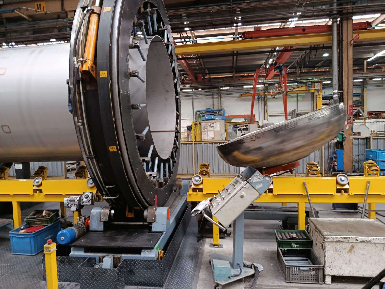 https://kariera.nowima.eu/wp-content/uploads/2026/05/belgium-tanks-for-industrial-vehicles-2.jpg